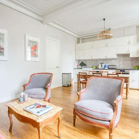 Superb Appt In The 15Th Arrondissement Apartment